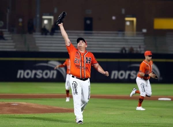 NARANJEROS GANÓ EN EL DÍA DE HÉCTOR ESPINO