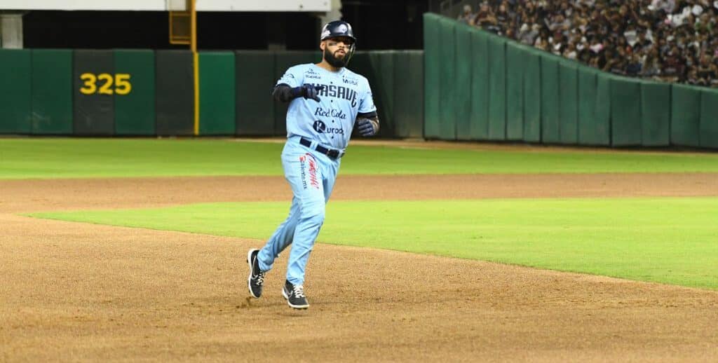 ORLANDO PIÑA PEGÓ DOS JONRONES PARA EL TRIUNFO DE GUASAVE
