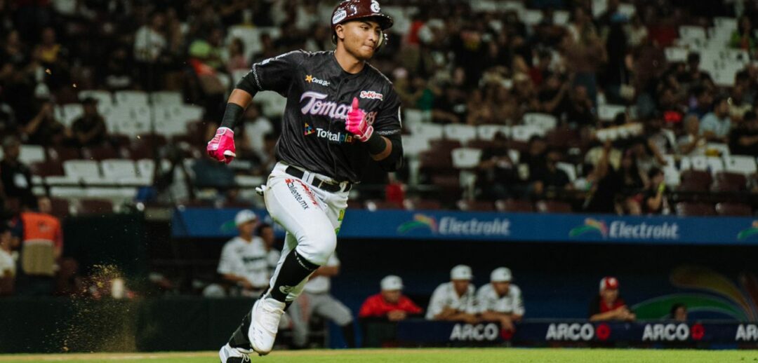 TOMATEROS CAYÓ ANTE VENADOS EN EL PRIMERO DE LA SERIE