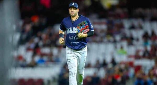 DARIEL ALVAREZ LLEGA A LOS YAQUIS
