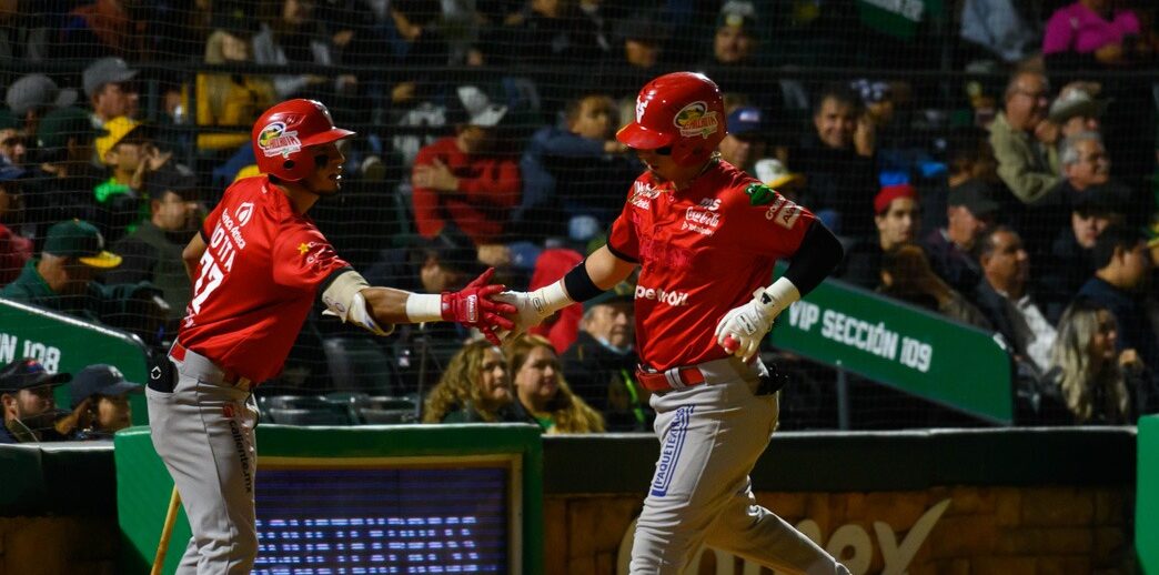 LOS VENADOS SE QUEDARON CON LA SERIE EN LOS MOCHIS