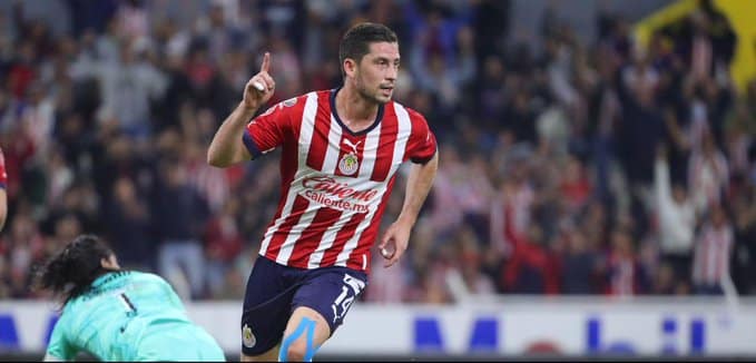 LAS CHIVAS GOLEAN AL SANTOS LAGUNA EN LA COPA POR MÉXICO