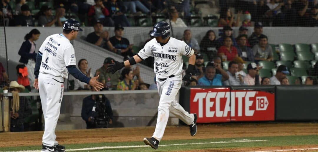LOS ALGODONEROS SE IMPUSIERON EN EL TERCERO DE LA SERIE A YAQUIS
