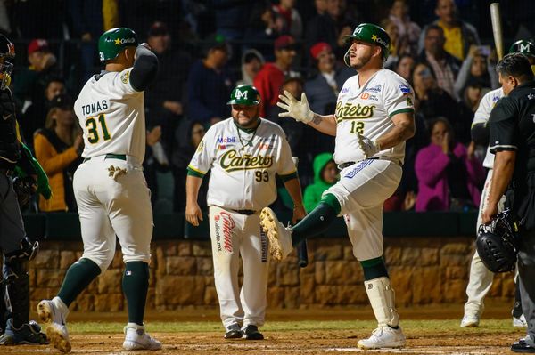 LOS CAÑEEROS BARREN A NARANJEROS Y TOMAN LA CIMA