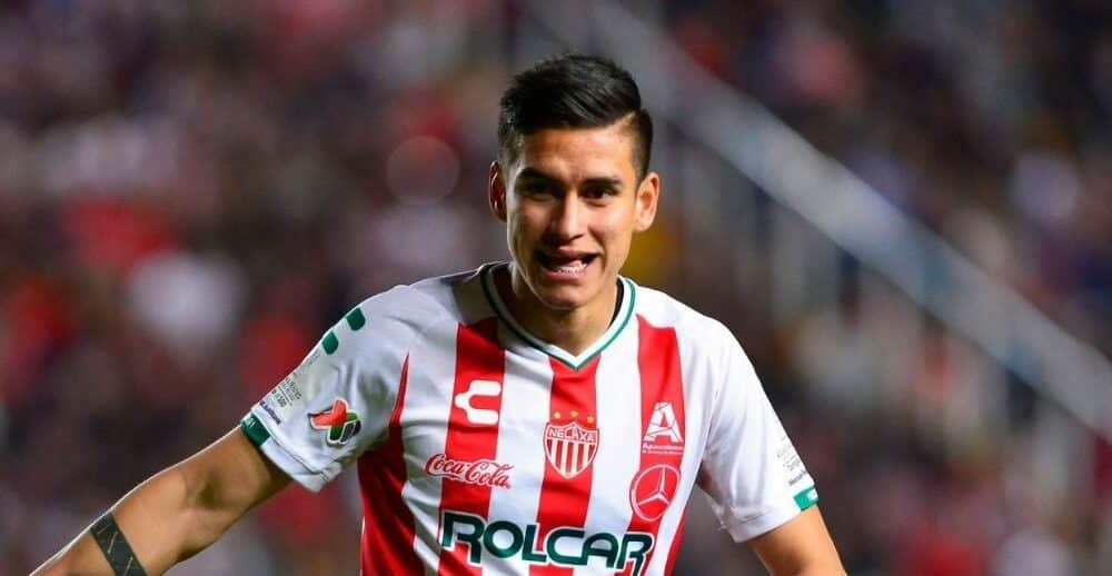 ALEXIS PEÑA EN LA MIRA POR SU GRAN DESEMPEÑO EN LA CANCHA