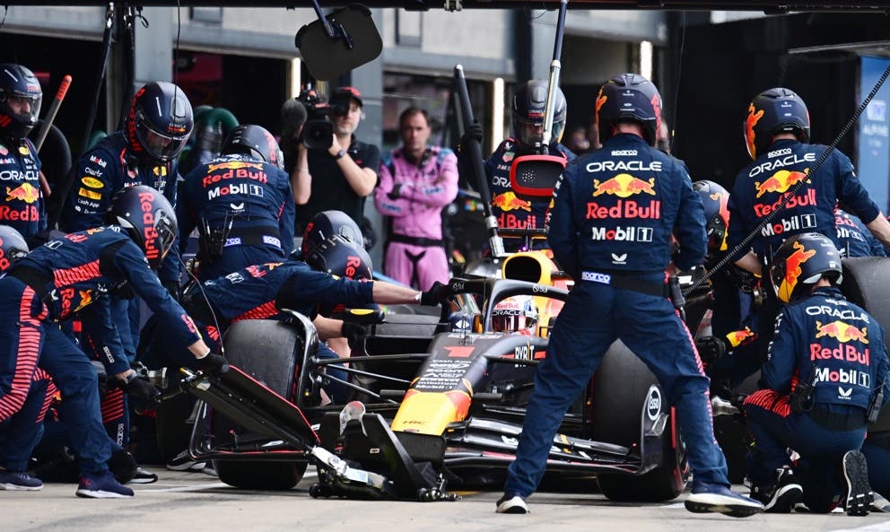 ¿RED BULL AFECTA INTENCIONALMENTE A SERGIO PÉREZ?