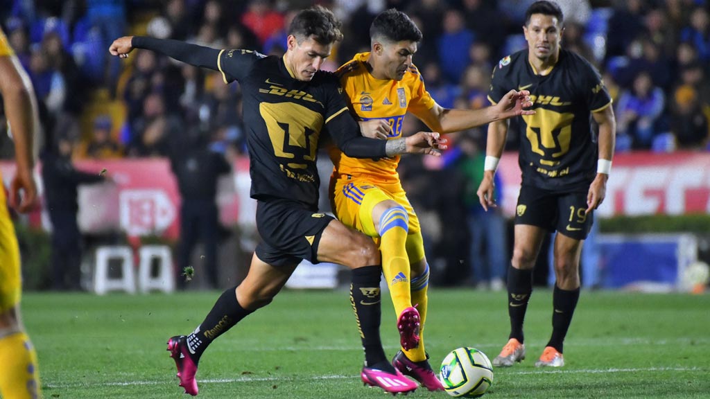 PUMAS VS TIGRES