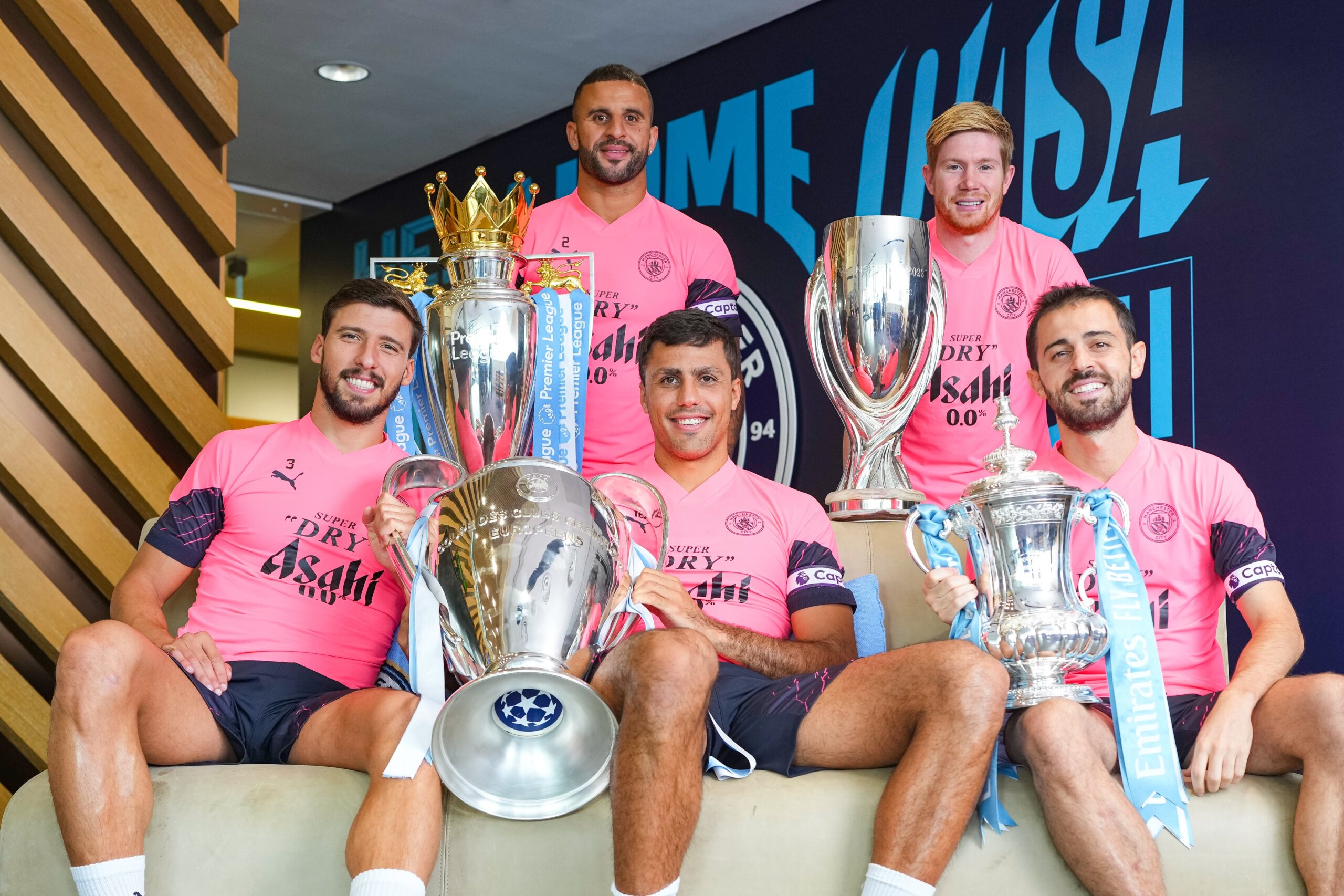 MANCHESTER CITY PRESENTÓ A SUS CAPITANES PARA ESTA TEMPORADA
