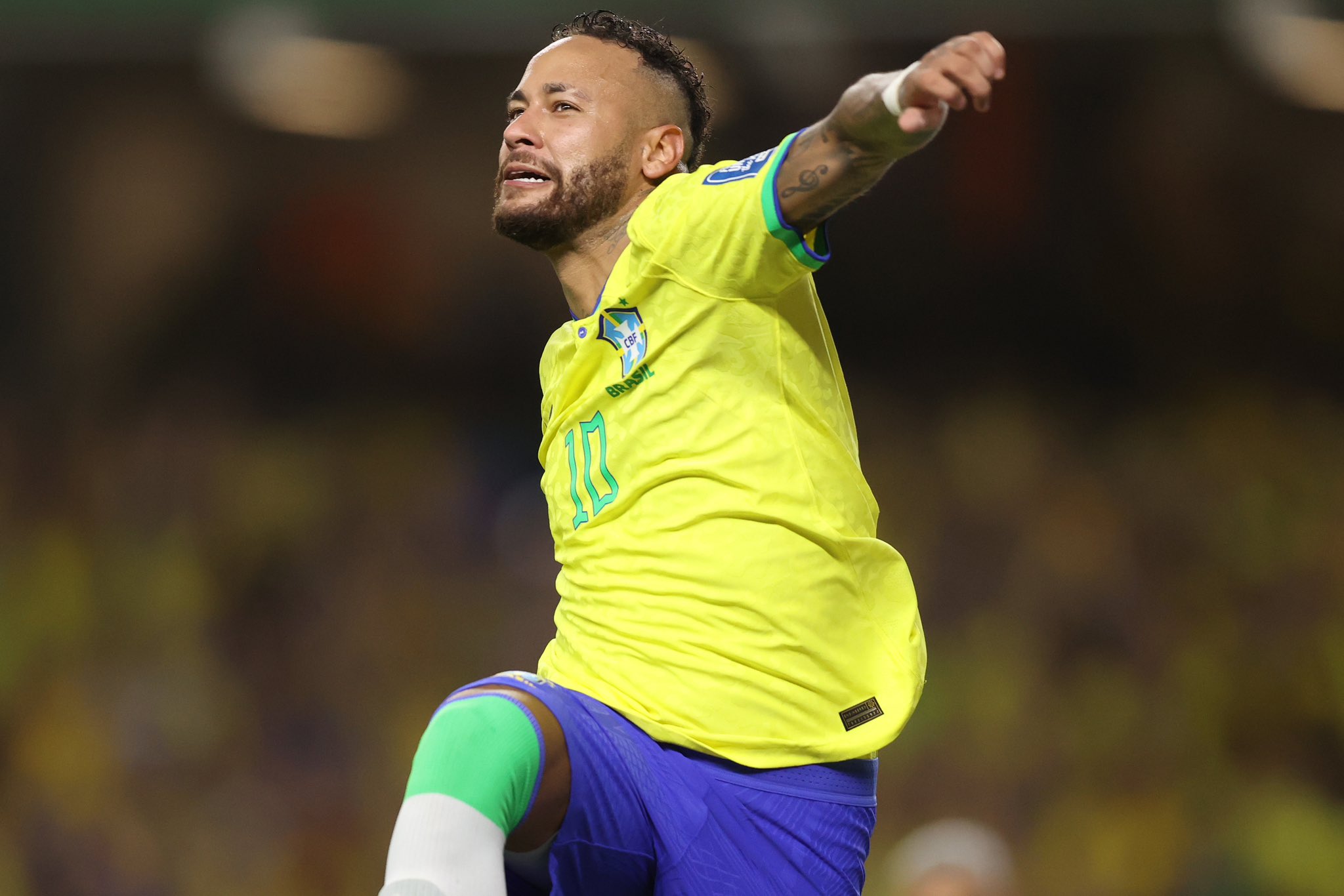 NEYMAR SUPERA A PELÉ