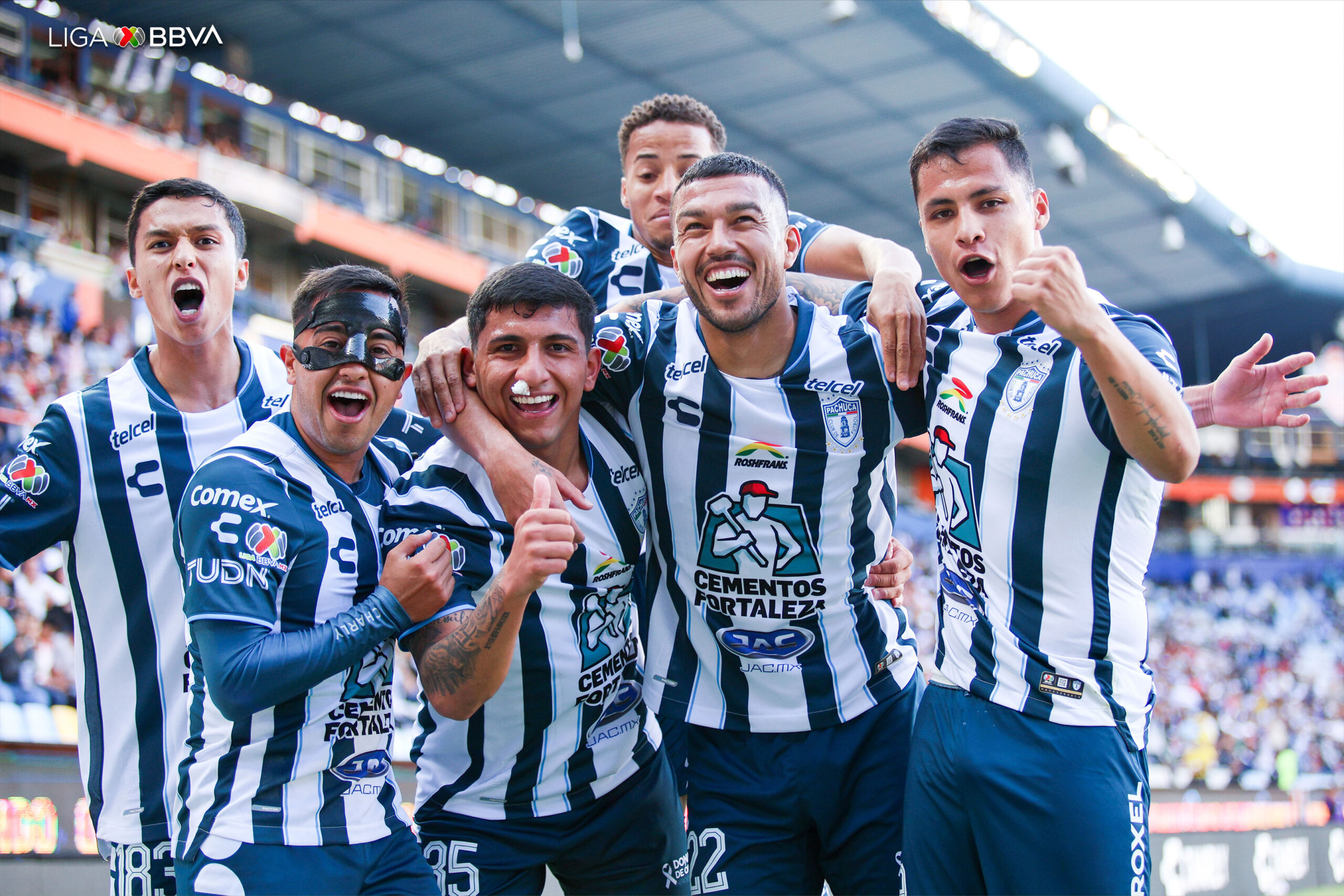 Tuzos del Pachuca Vs Necaxa