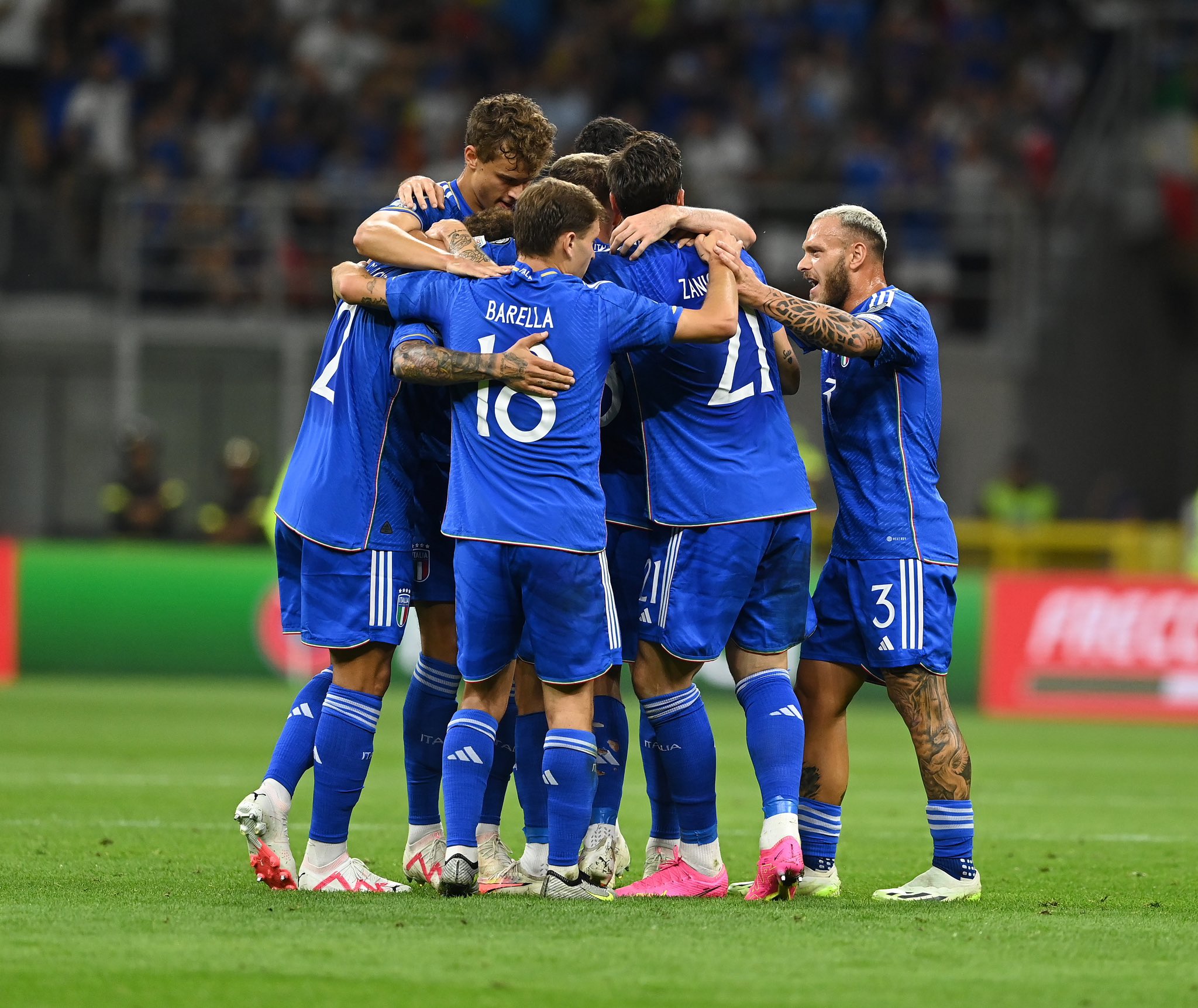VICTORIA QUE DEJA CON VIDA A ITALIA CON LA MIRA EN LA EUROCOPA