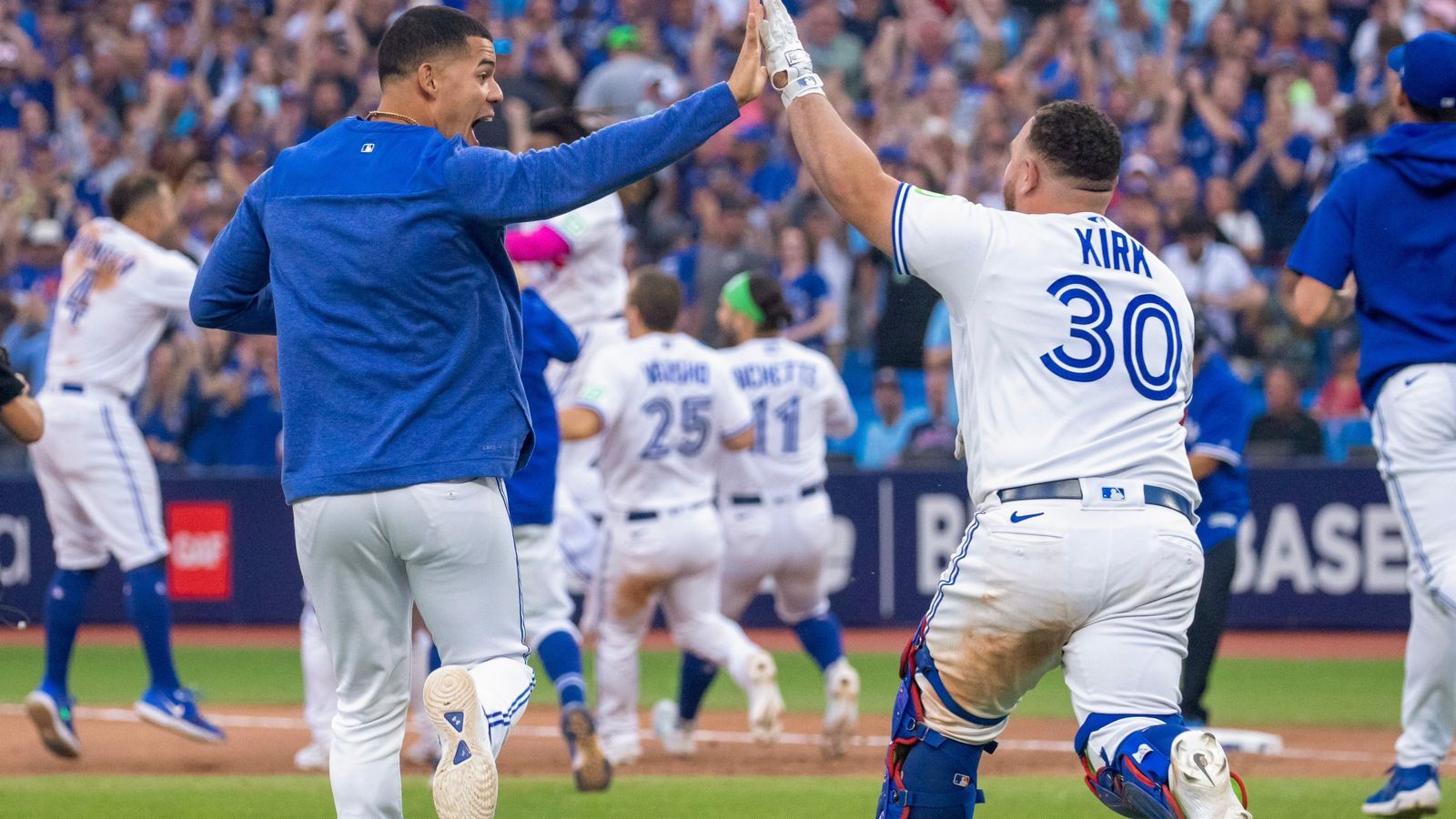 Whit Merrifield walkoff