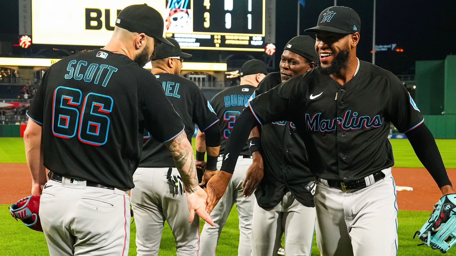 marlins vs pirates hoy