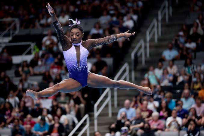 SIMONE BILES VA POR SU BOLETO A LOS JUEGOS OLIMPICOS