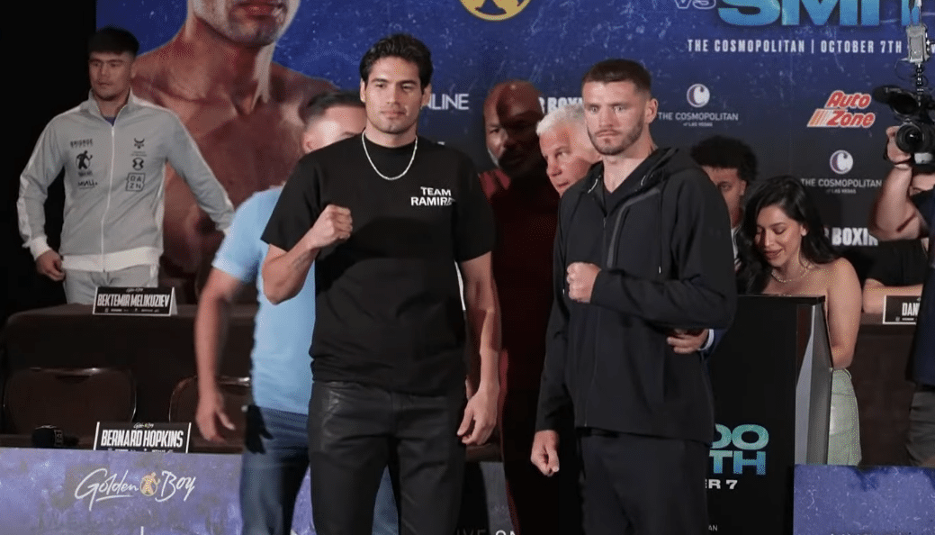 ZURDO RAMÍREZ (IZQUIERDA) Y JOE SMITH JR (DERECHA) EN CONFERENCIA DE PRENSA
