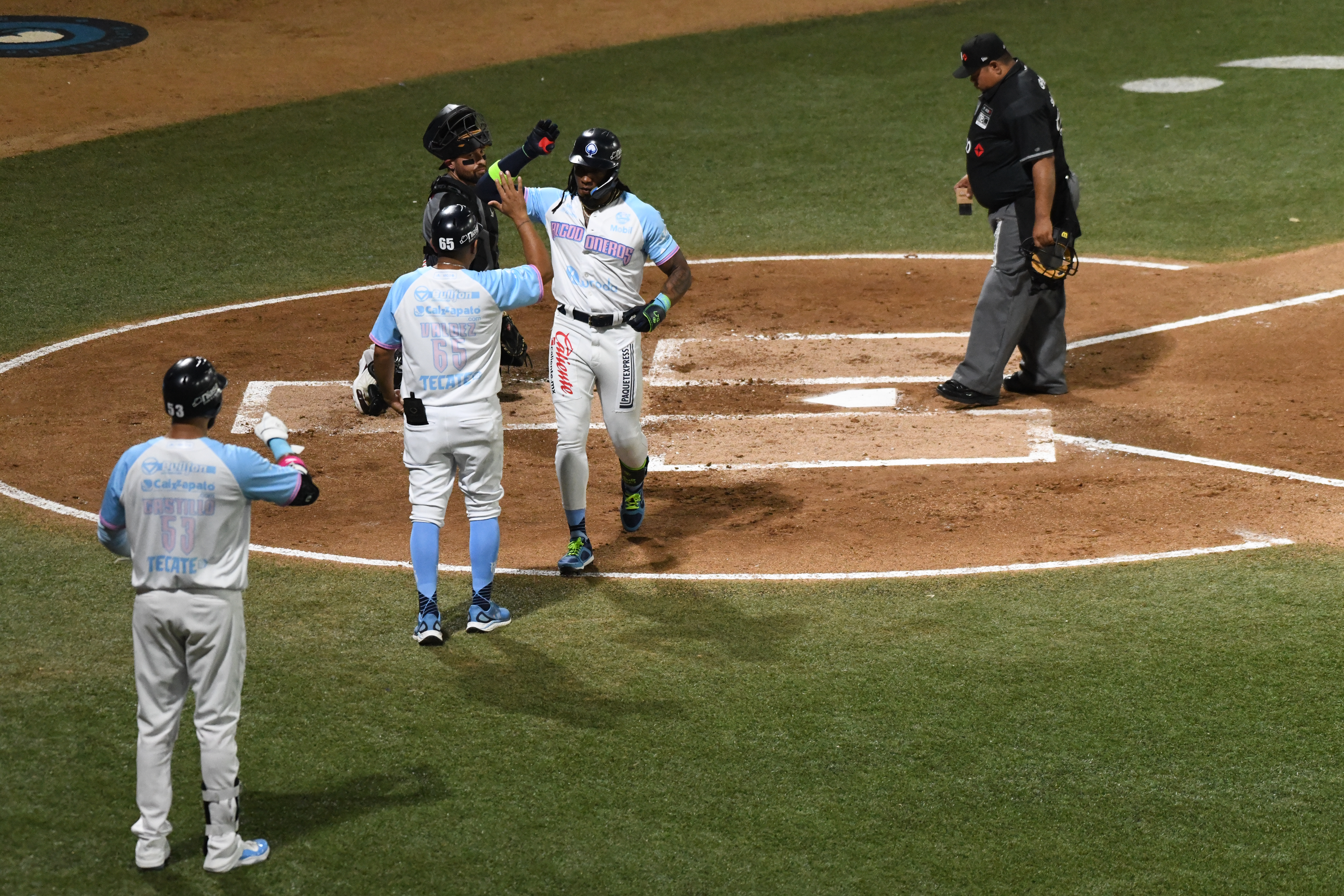 ALGODONEROS VS TOMATEROS