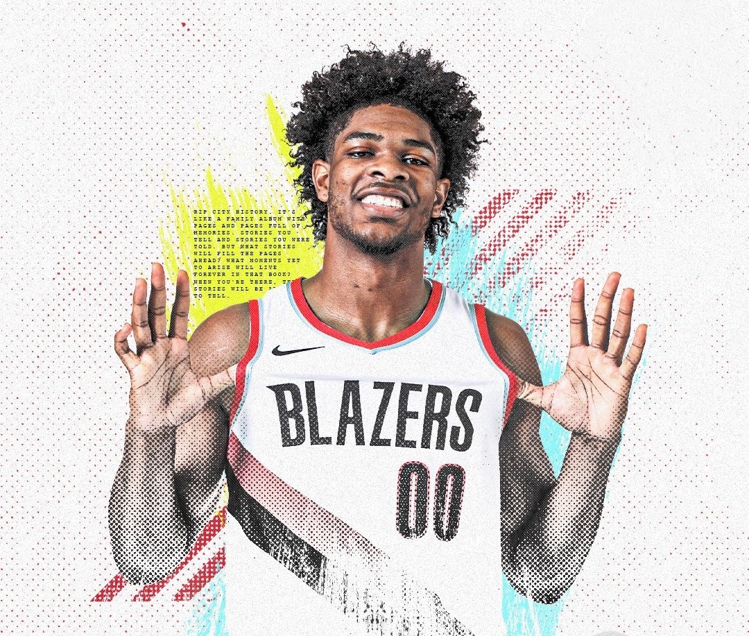 SCOOT HENDERSON POSA PARA LA FOTO CON LOS PORTLAND TRAIL BLAZERS