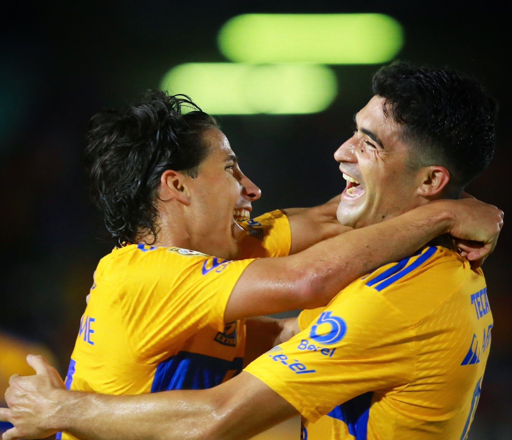 TIGRES VS MAZATLÁN