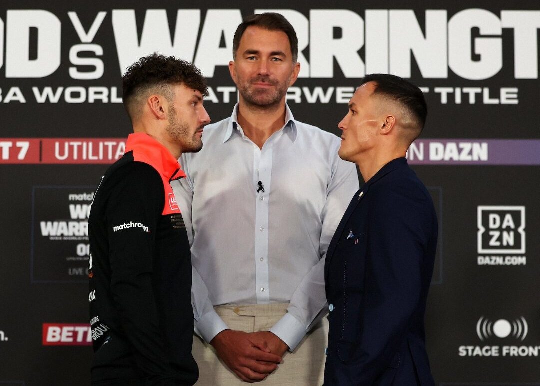 LEIGH WOOD Y JOSH WARRINGTON POSAN PARA LA FOTO TRAS CONFERENCIA DE PRENSA