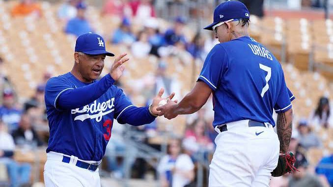 dave roberts julio urias