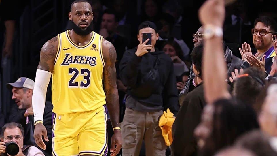 Lakers vs Suns hoy