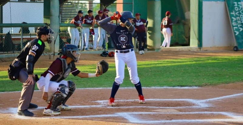 Bateador de la Liga AC en turno al bat