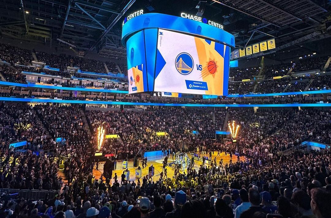 PANORÁMICA DE UN PARTIDO DENTRO DEL CHASE CENTER