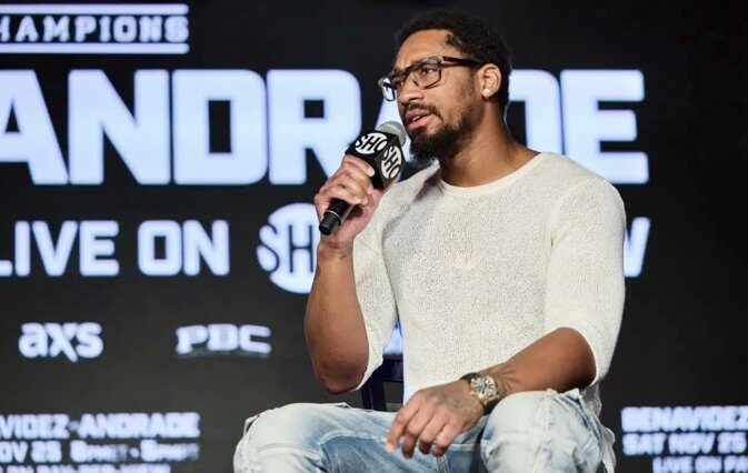 DEMETRIUS ANDRADE ATIENDE A MEDIOS DE COMUNICACIÓN EN CONFERENCIA DE PRENSA