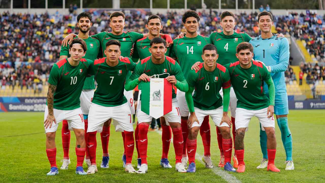 Equipo completo que participó en los Panamericanos