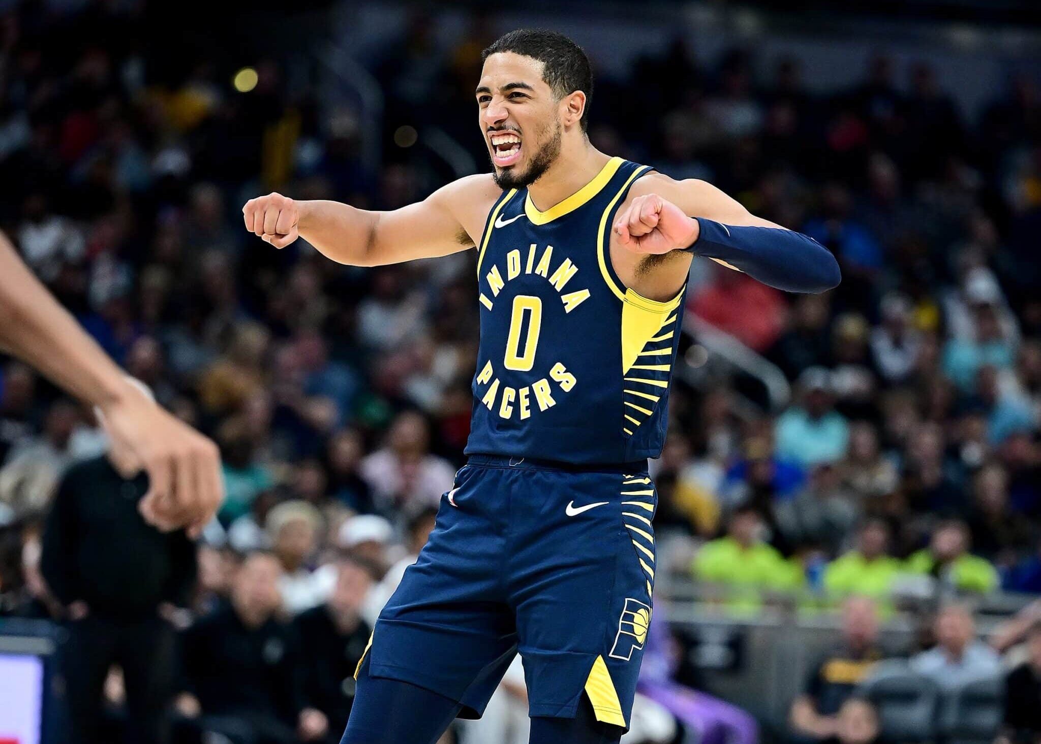 TYRESE HALIBURTON CELEBRA EN UN TRIUNFO DE LOS PACERS