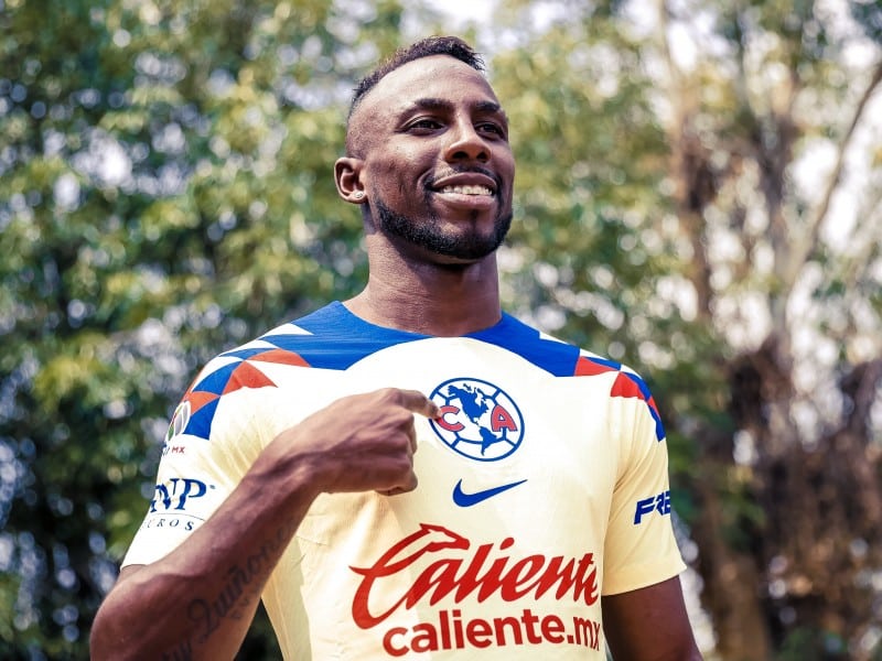 Julián Quiñonez portara los colores del tricolor por primera vez en el partido ante Honduras