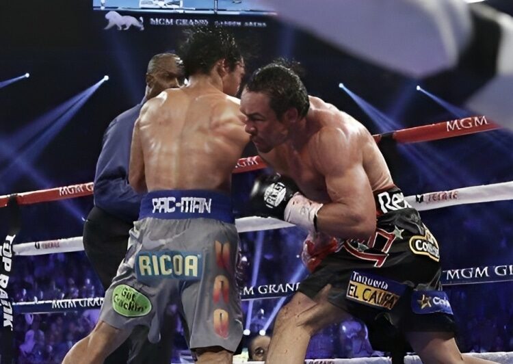 JUAN MANUEL MÁRQUEZ CONECTANDO EL GOLPE DEL NOCAUT A MANNY PACQUIAO