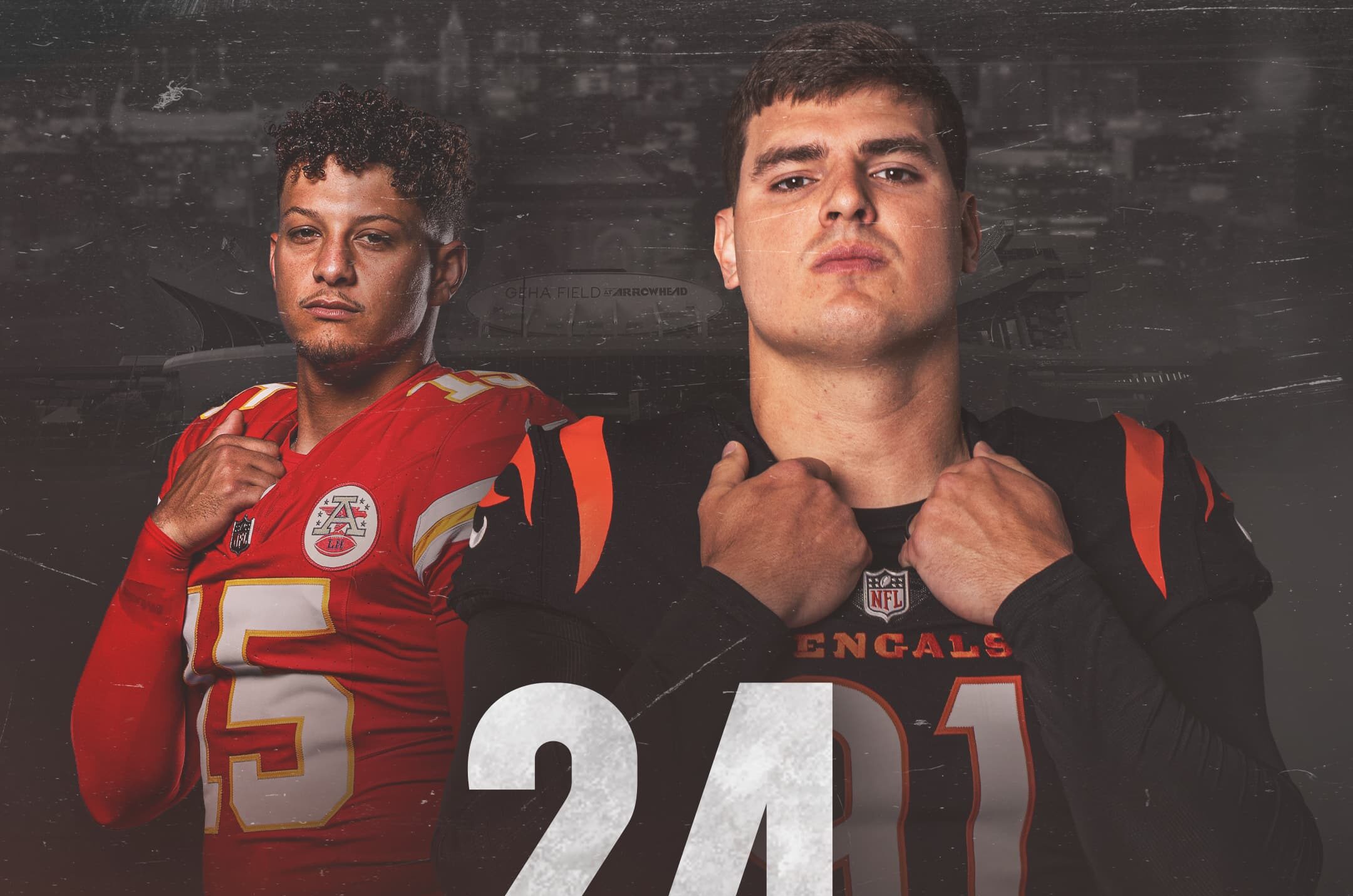 PATRICK MAHOMES DE LOS CHIEFS DE ROJO, Y TREY HENDRICKSON DE LOS BENGALS DE NEGRO
