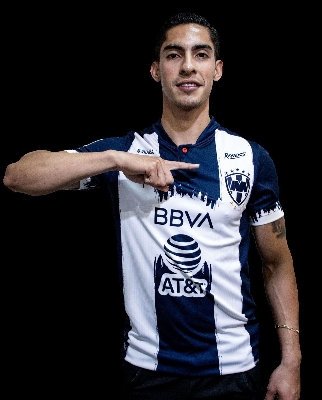 Erick Aguirre muestra sus nuevos colores en la Liga MX.