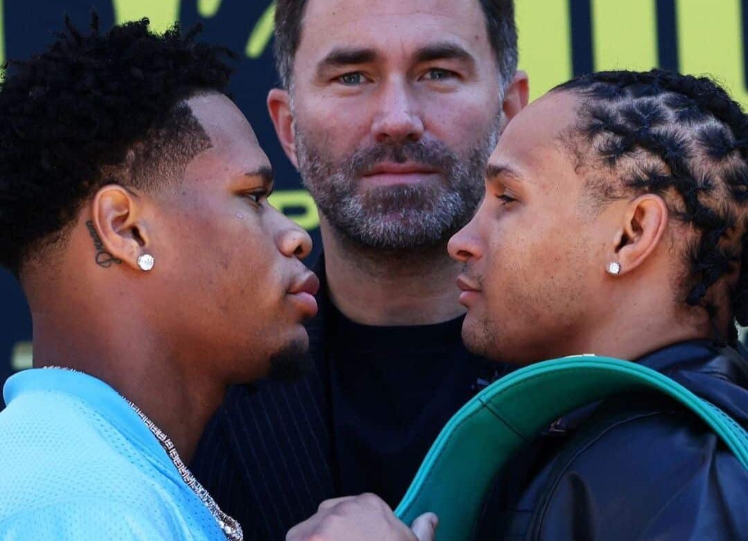 DEVIN HANEY REGIS PROGRAIS FRENTE A FRENTE LUEGO DE UNA CONFERENCIA DE PRENSA