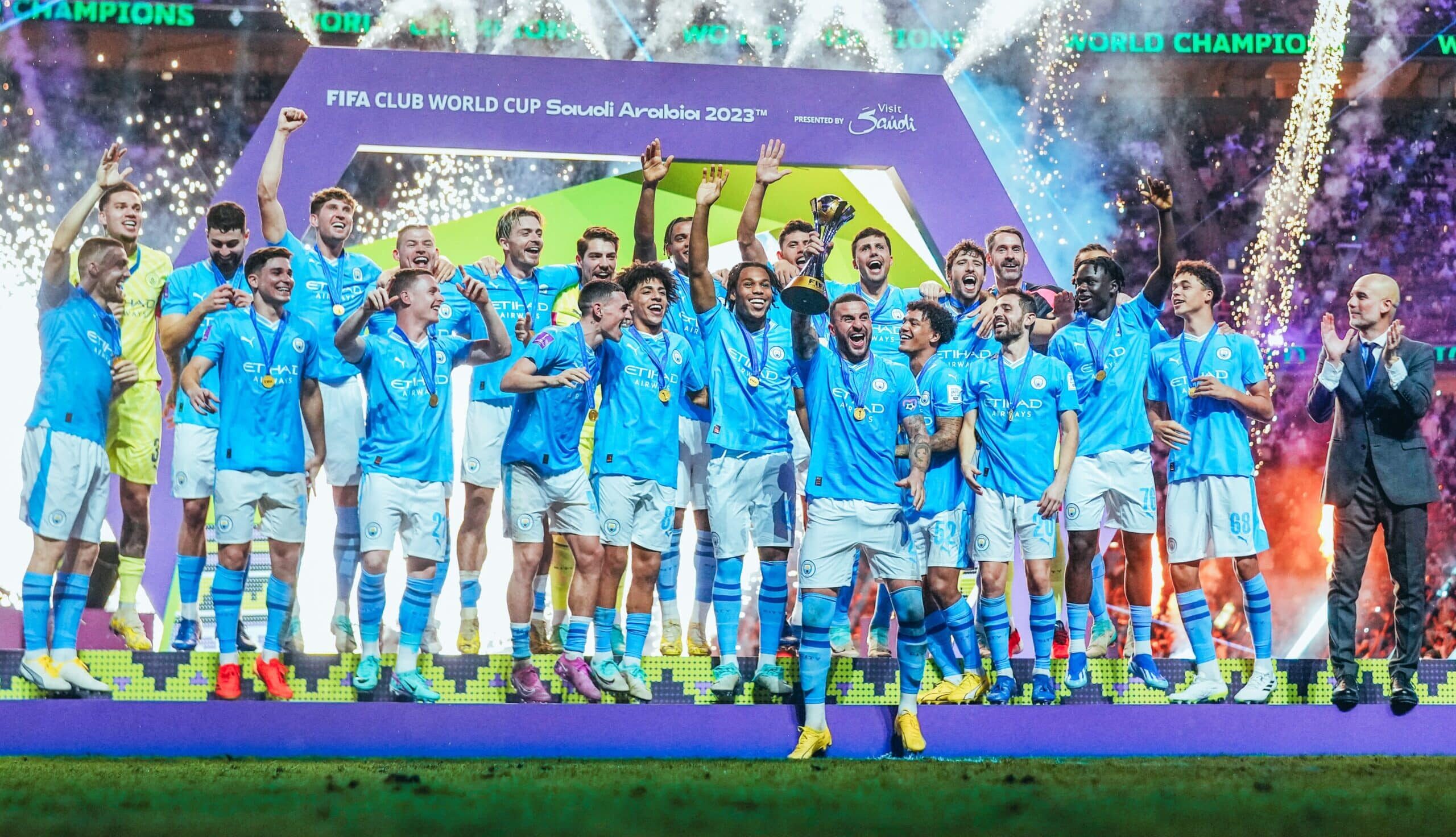 EL MANCHESTER CITY FESTEJA EL TRIUNFO EN EL MUNDIAL DE CLUBES