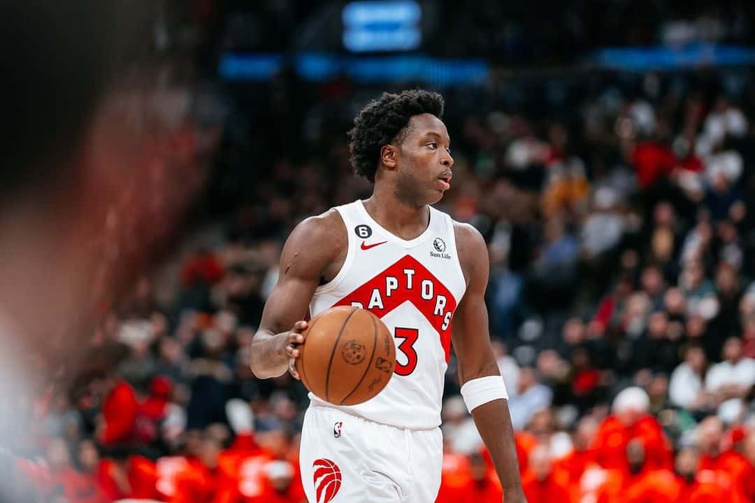 OG ANUNOBY DURANTE UN JUEGO EN LA NBA CON LOS RAPTORS