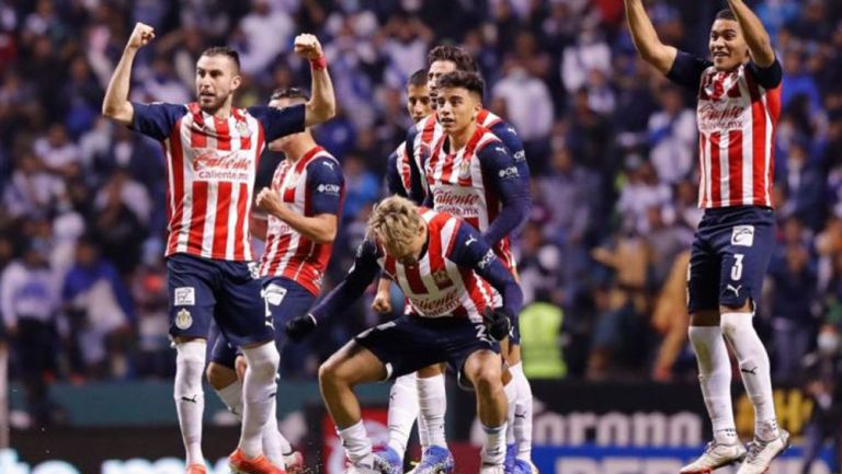 El delantero Roberto Alvarado apunta por ser uno de los jugadores referentes del rebaño sagrado en 2024