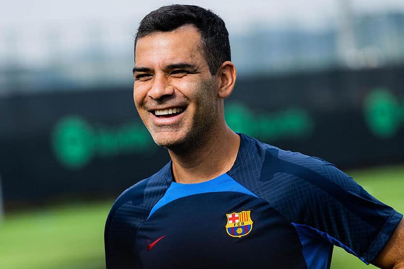 Se eleva la tensión entorno a la permanencia de Xavi Hernández tras su derrota en la final de la Supercopa de España