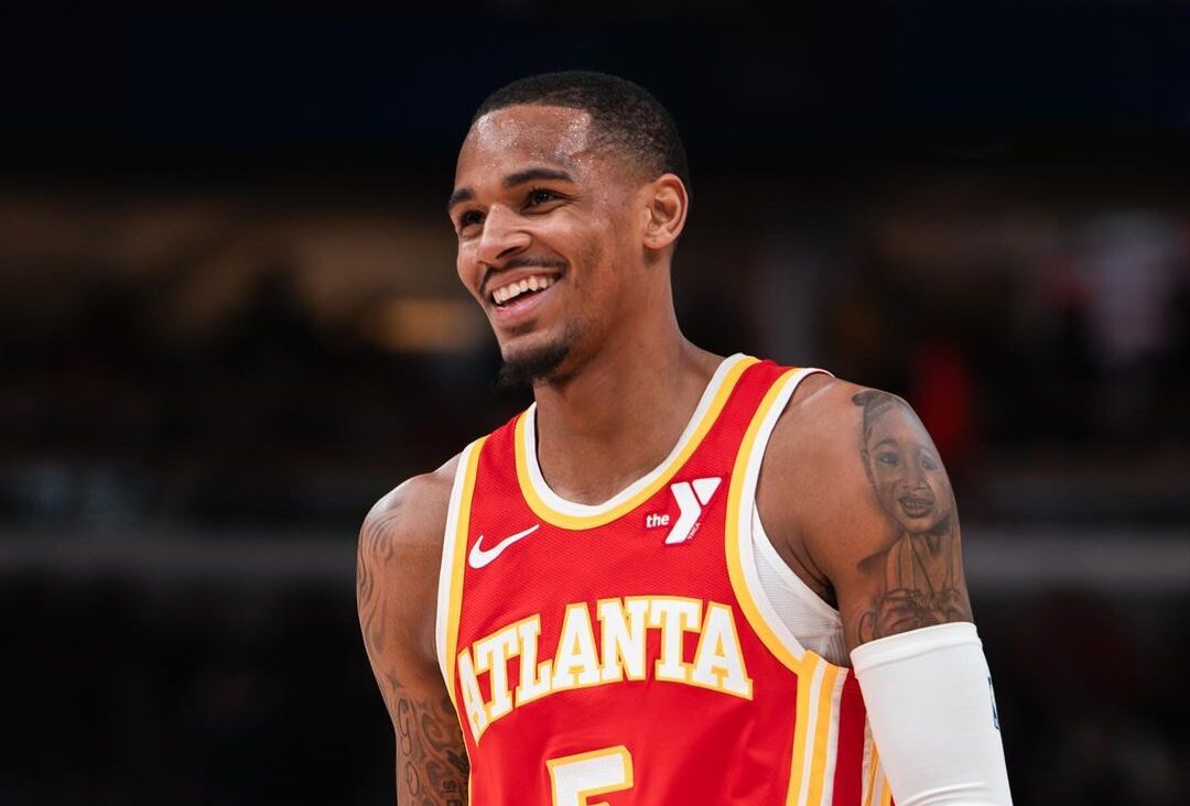 DEJOUNTE MURRAY DURANTE UN PARTIDO DE LOS ATLANTA HAWKS