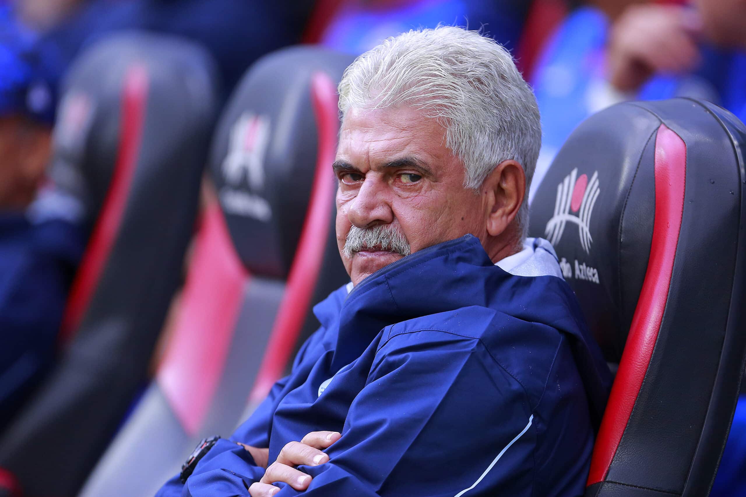 'Tuca' Ferretti en su paso como estratega con el Cruz Azul.