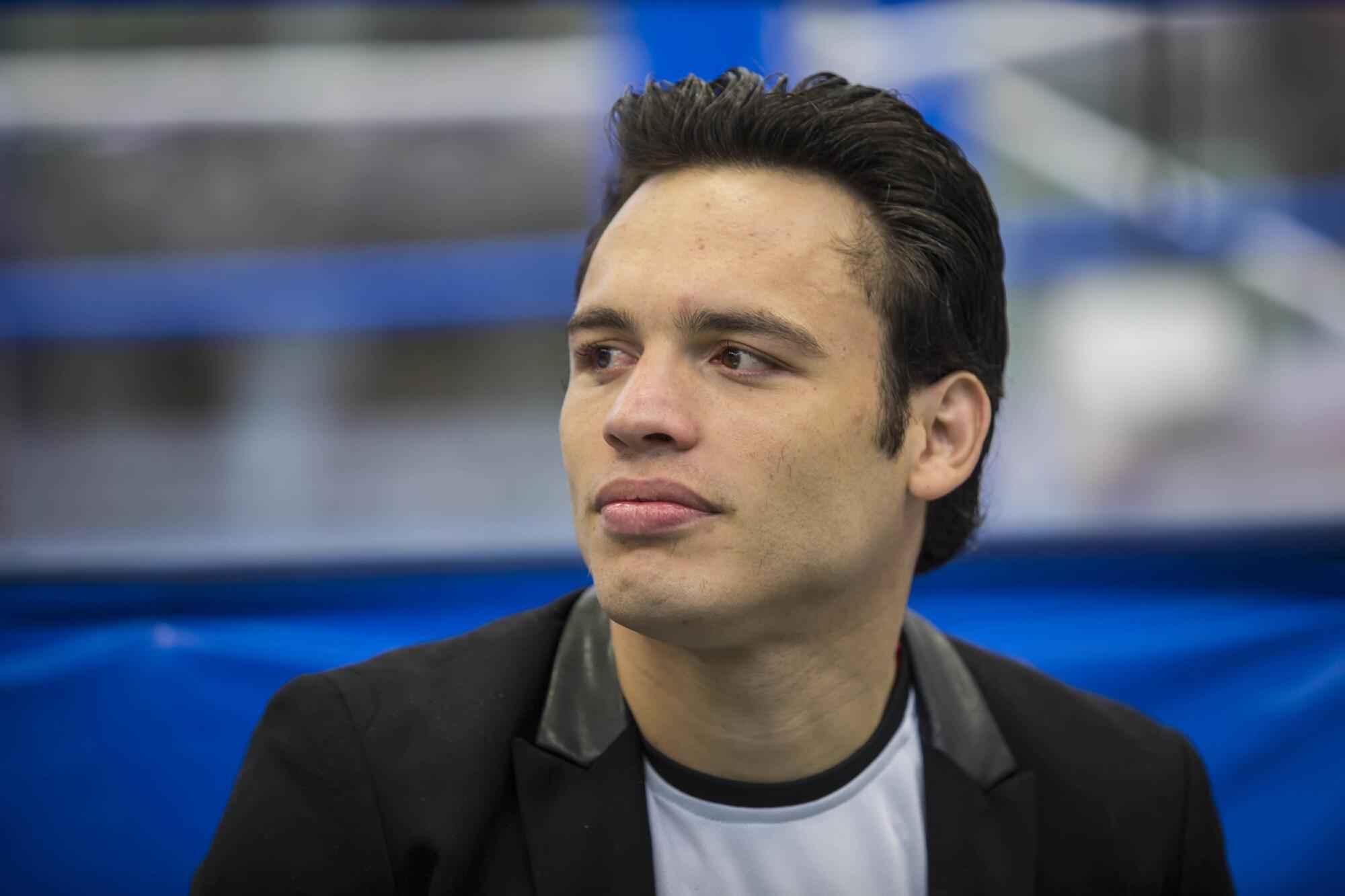 Julio César Chávez no estará en la próxima audiencia de su hijo lo que determinará lo qué pasará con su futuro.