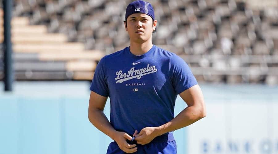 OHTANI YA ENTRENA CON SU NUEVO EQUIPO