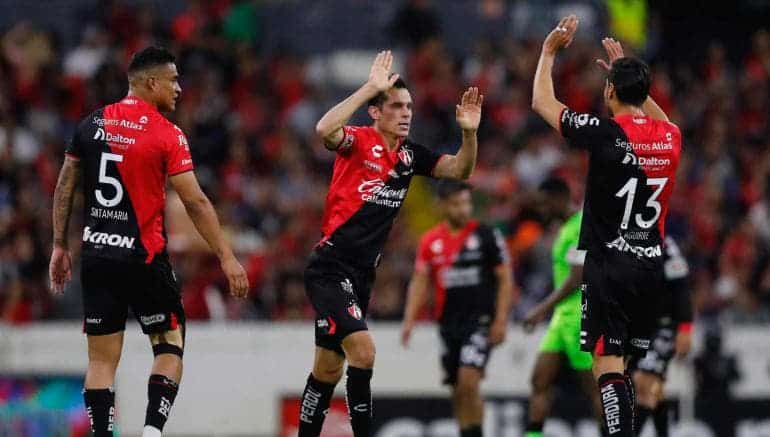 ATLAS GANA SU PRIMER JUEGO E