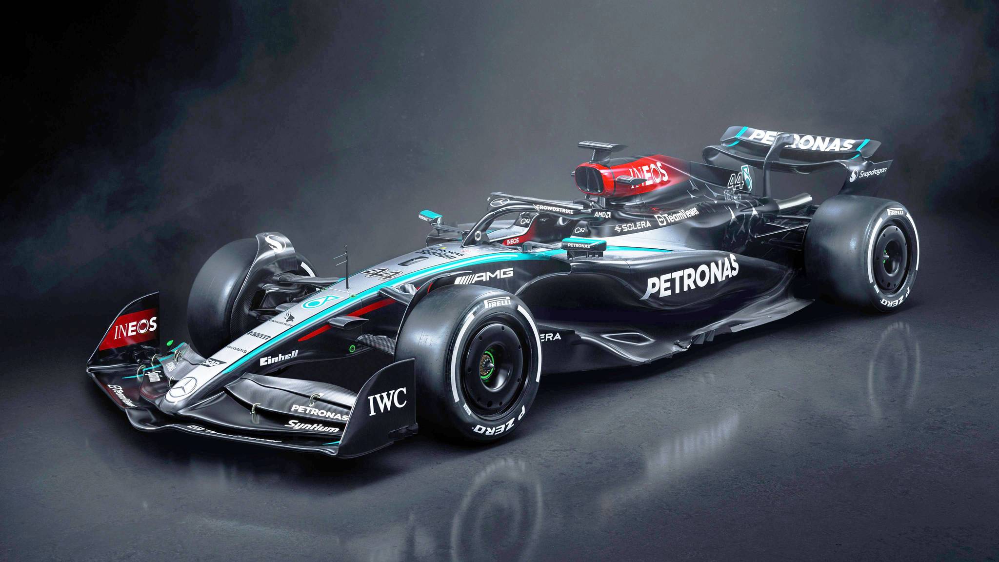 DE LUJO SE VE EL UEVO MERCEDES