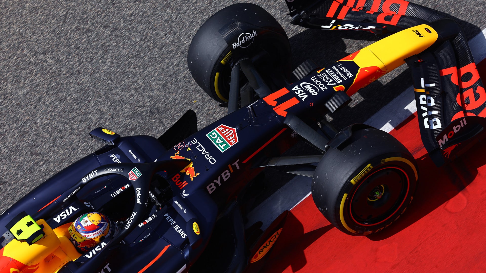 CHECO PÉREZ RED BULL