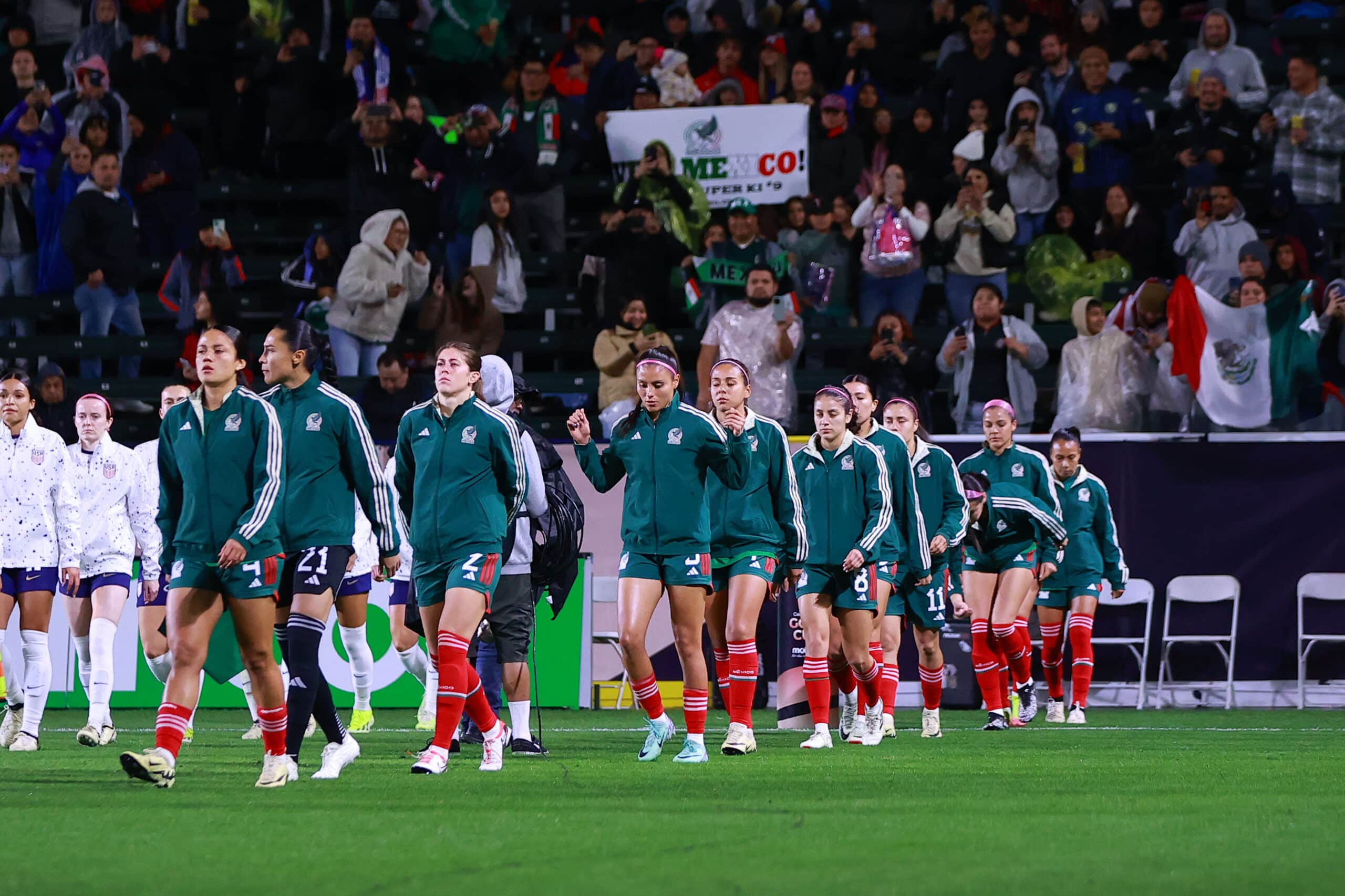 TRI FEMENIL COPA ORO