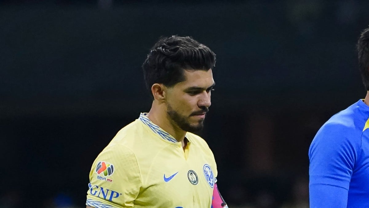 Henry Martin sale decepcionado de partido del América.