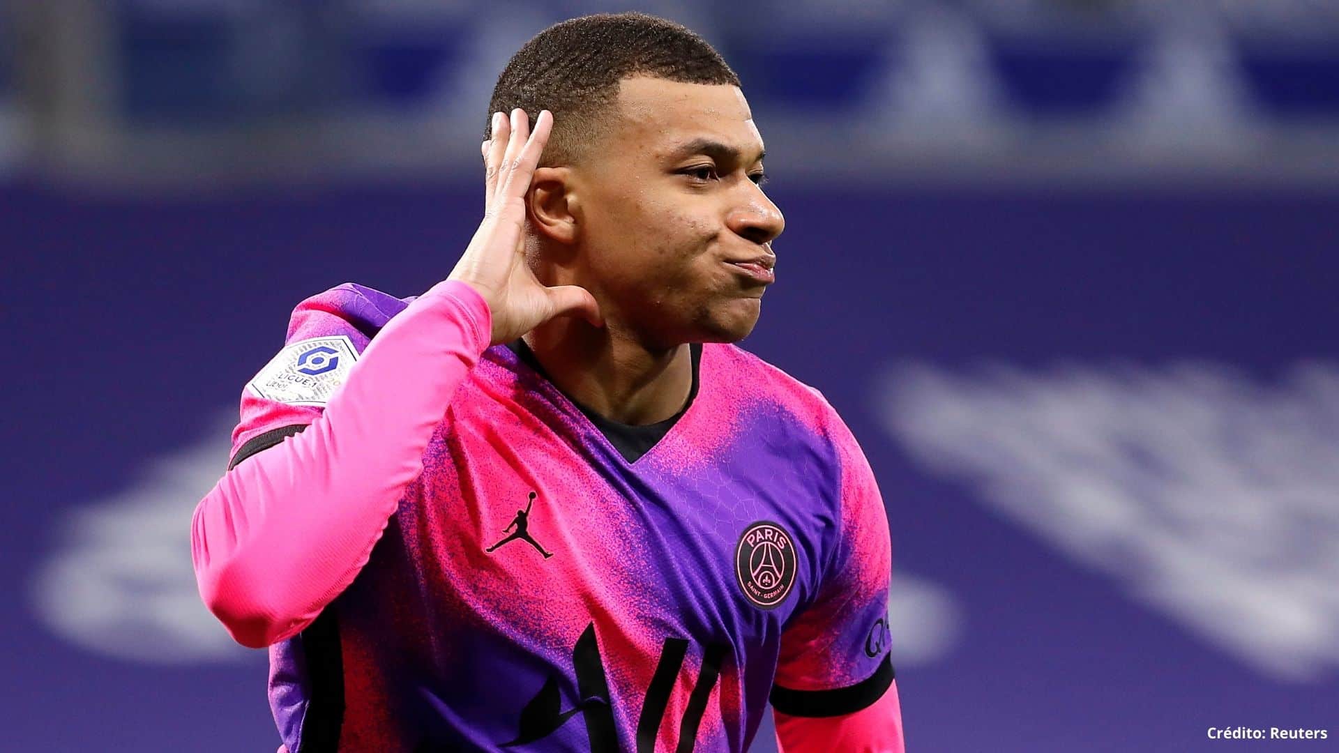 Mbappé festeja un gol en la Ligue 1 en la temporada 2024.