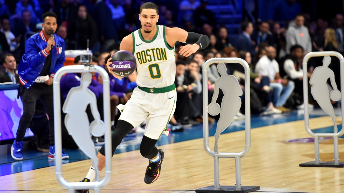 JAYSON TATUM DURANTE UNA EDICIÓN DEL SKILLS CHALLENGE